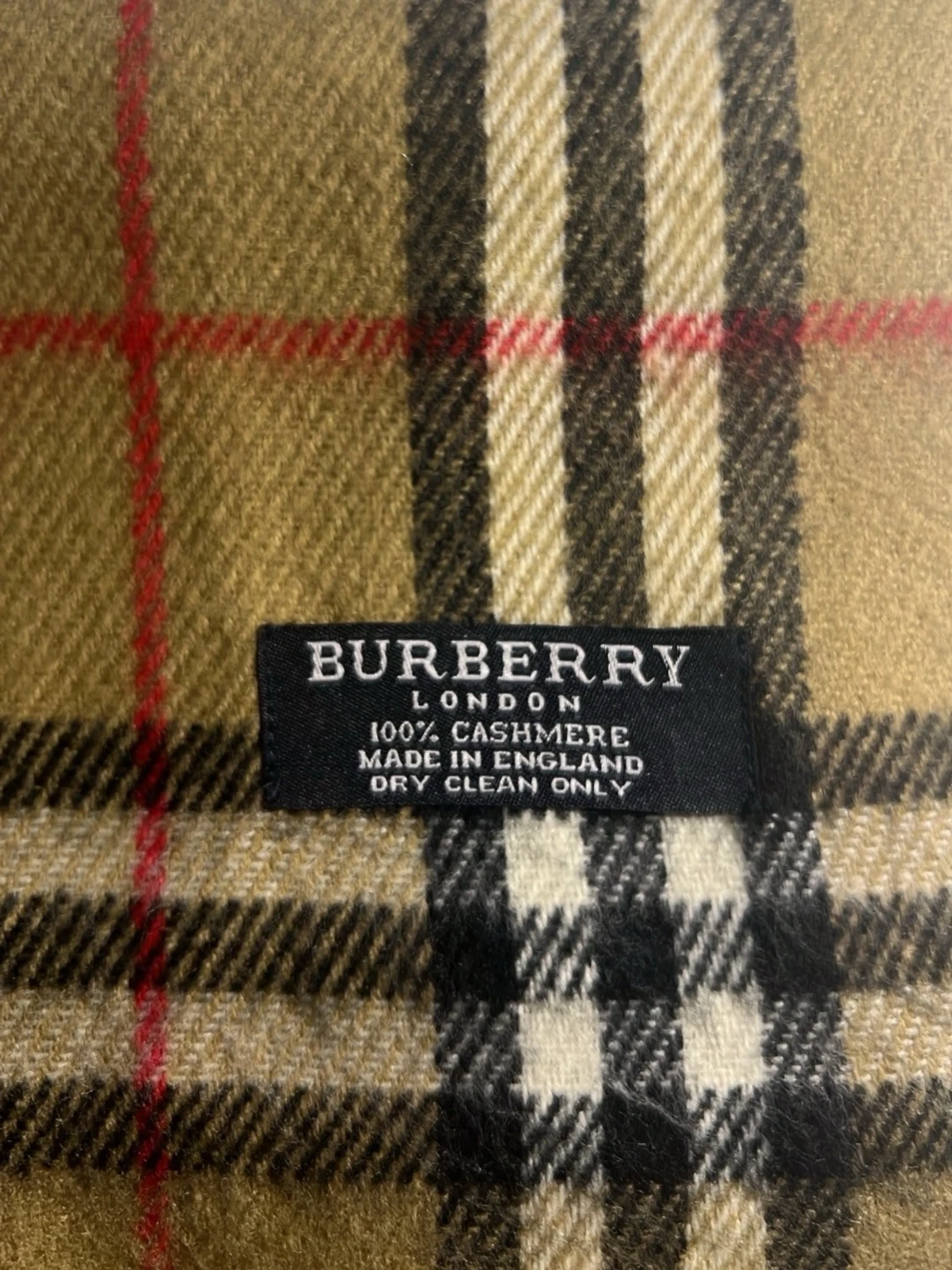 Rutig beige Burberry väst i kashmir - 1