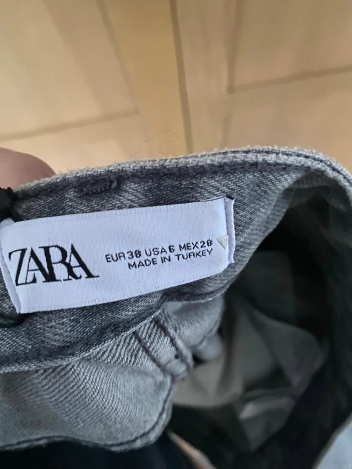 Grå bootcut jeans från Zara - 5