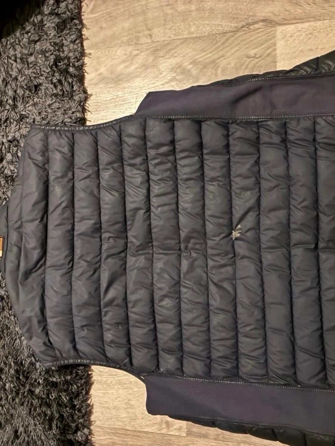 Svart dunväst från Parajumpers - 1