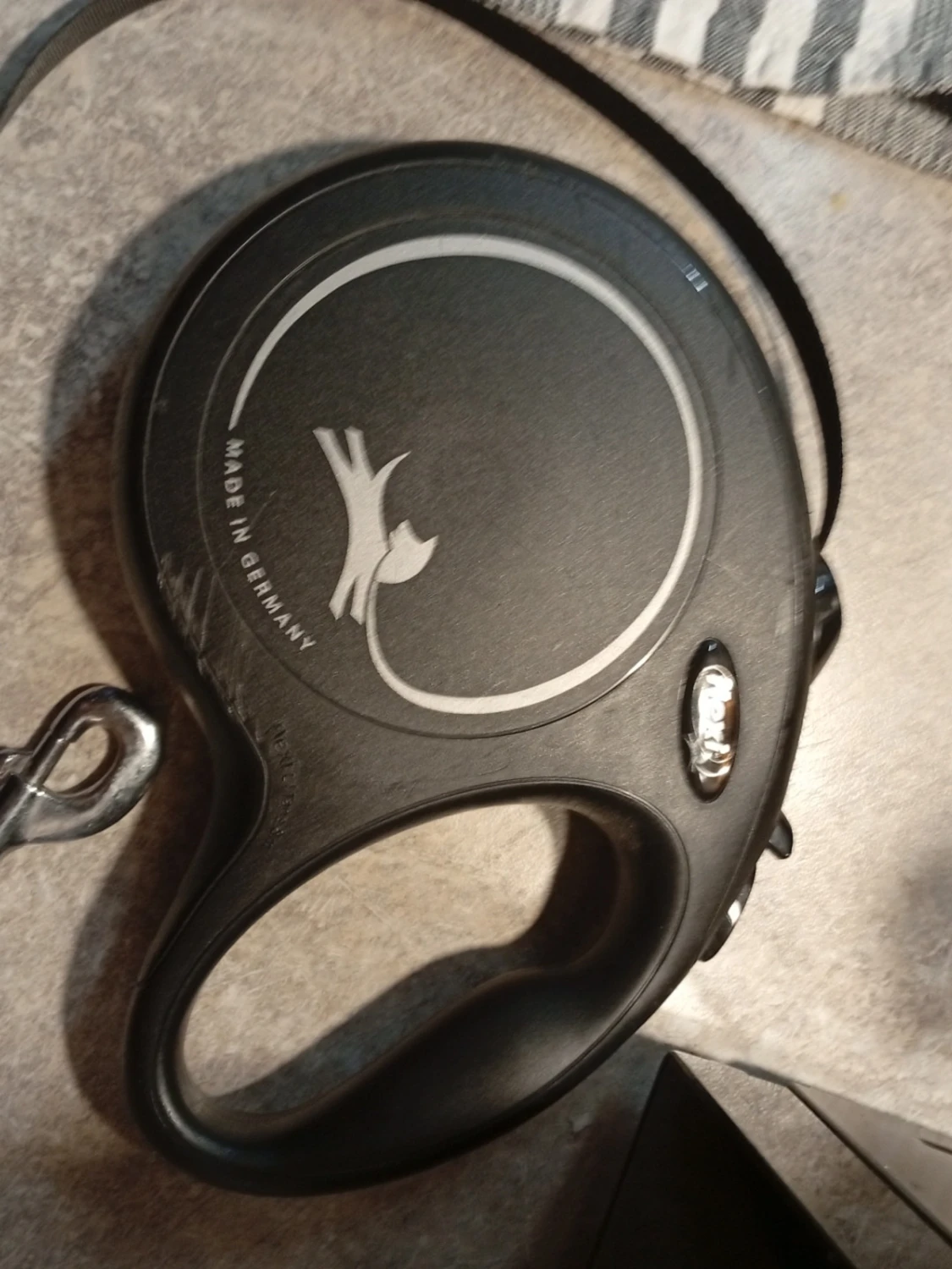 Svart Flexi hundkoppel 8m Str L