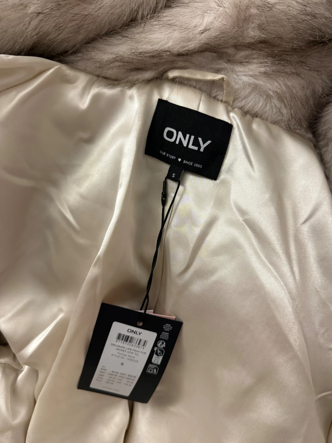 Ny pälsjacka från ONLY - 4
