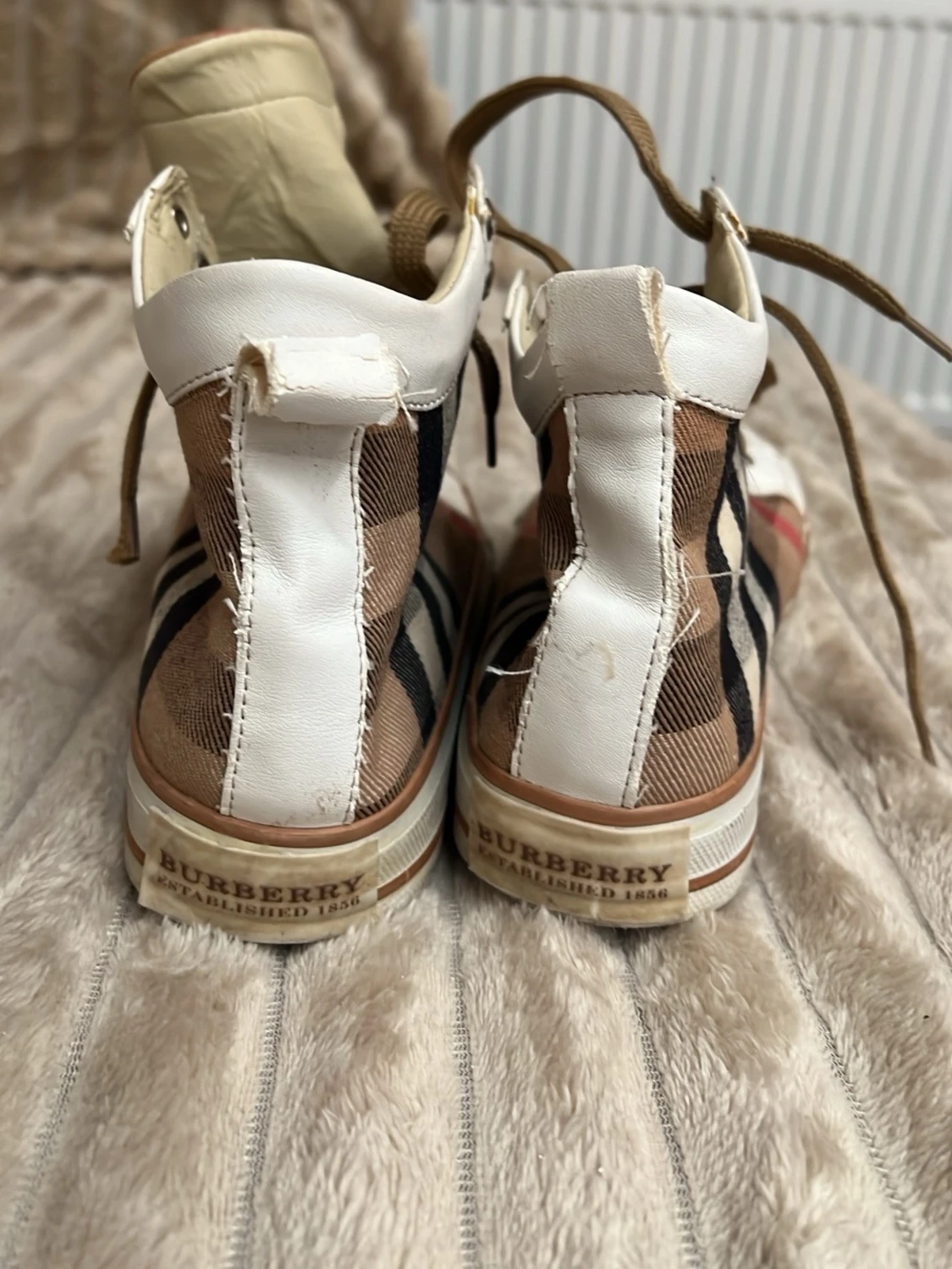 Burberry rutig high-top sneakers - 1