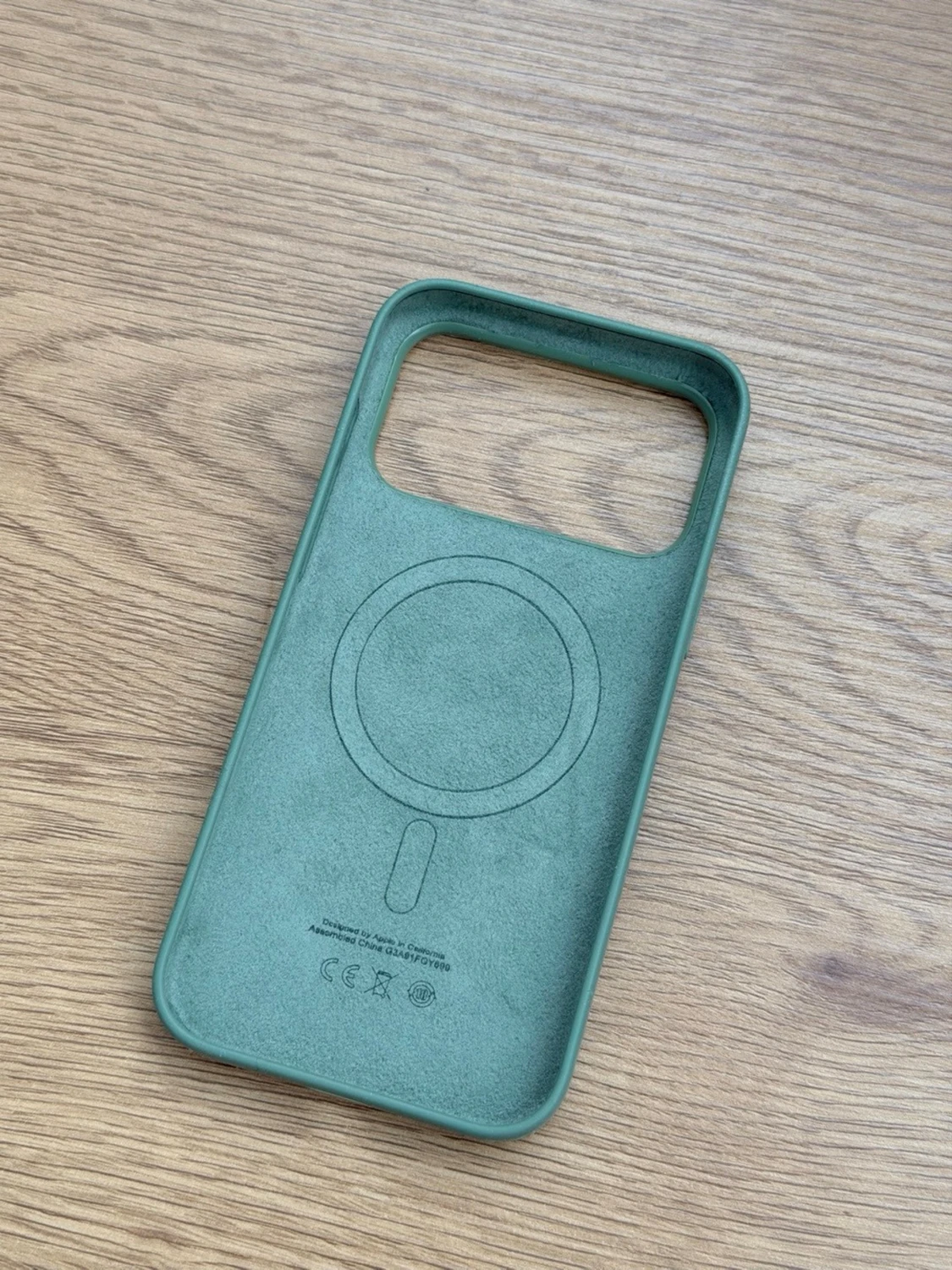 iPhone 17 Pro Max phone case with MagSafe  - 1