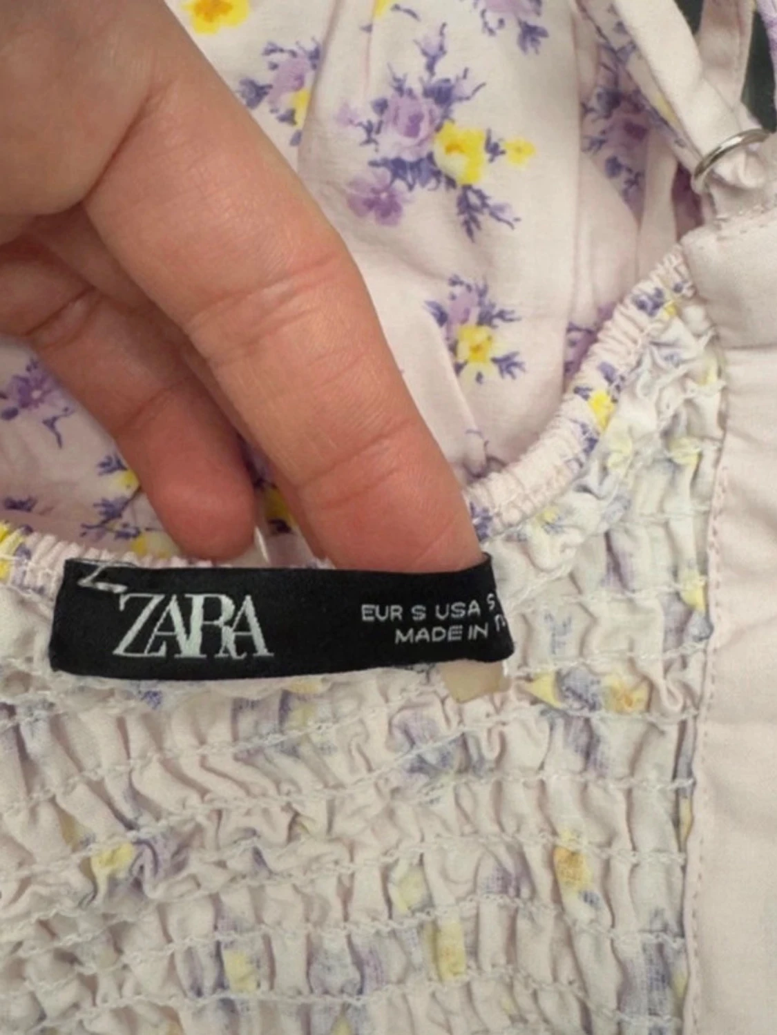 Blommig croppad linnetopp från Zara - 3