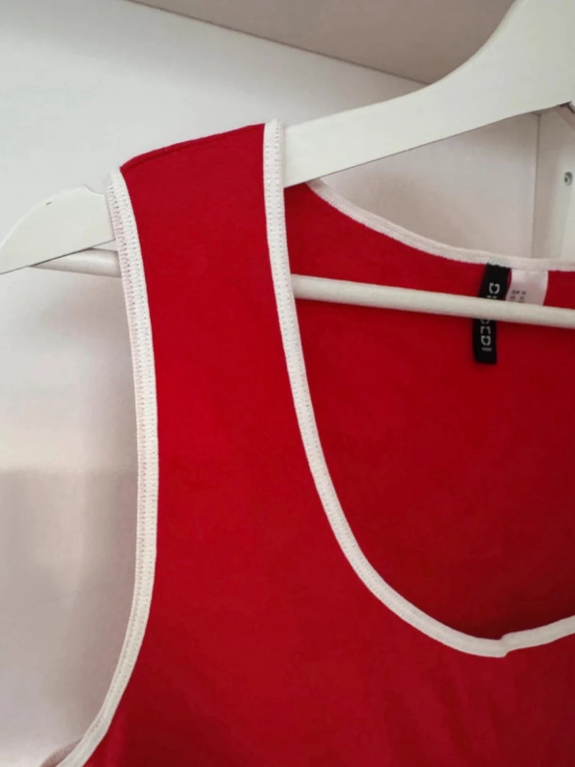 Röd linnetopp oanvänt - 1