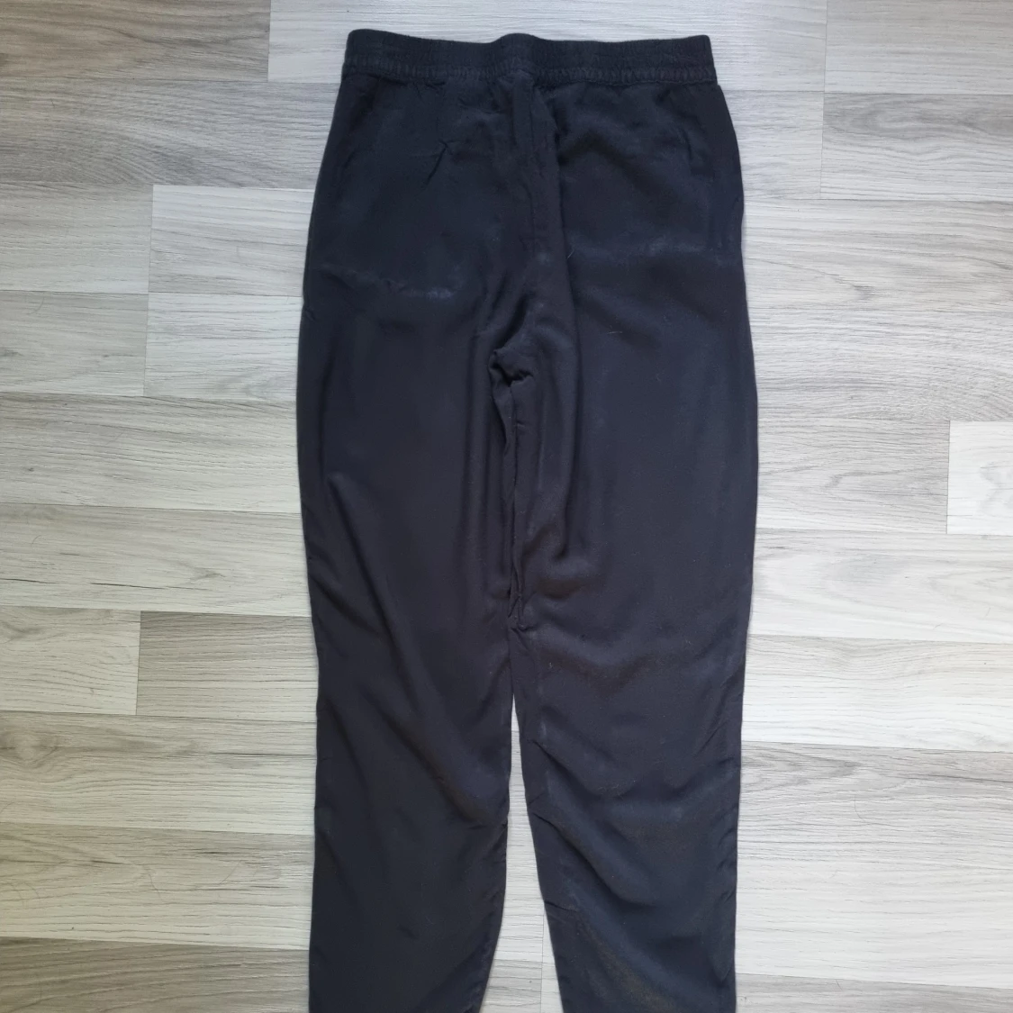 Svarta byxor från H&M Divided - 1