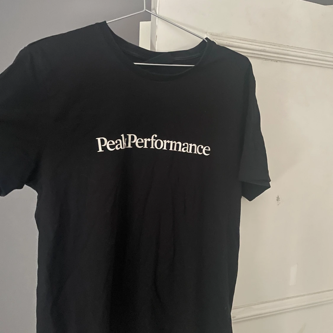Svart Peak Performance t-shirt