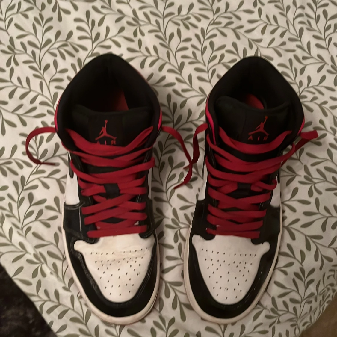 Nike Air Jordan 1 High svart/vit/röd - 1