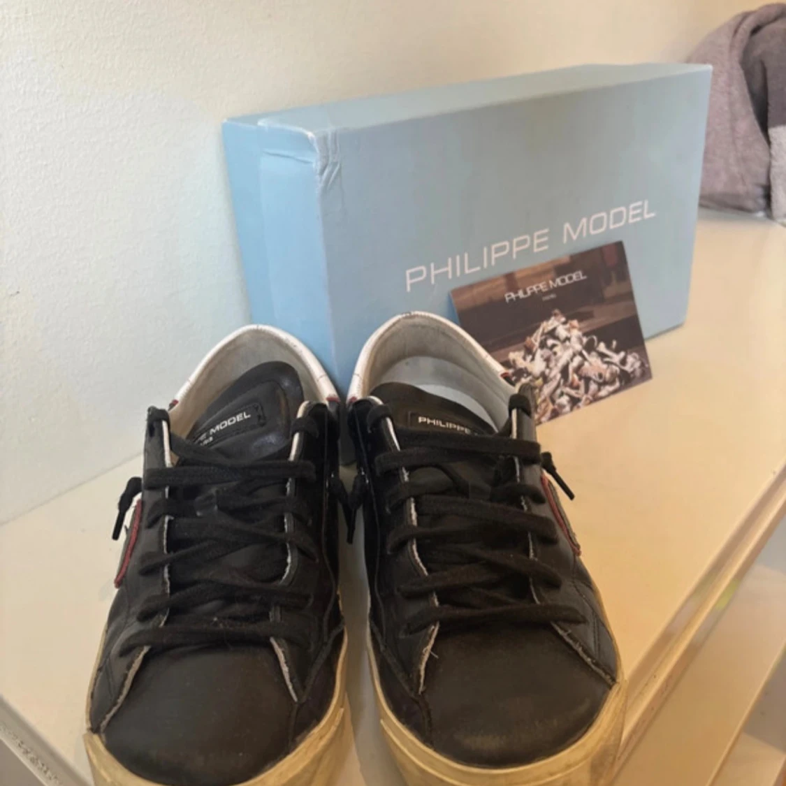 Philippe Model svarta sneakers i skinn