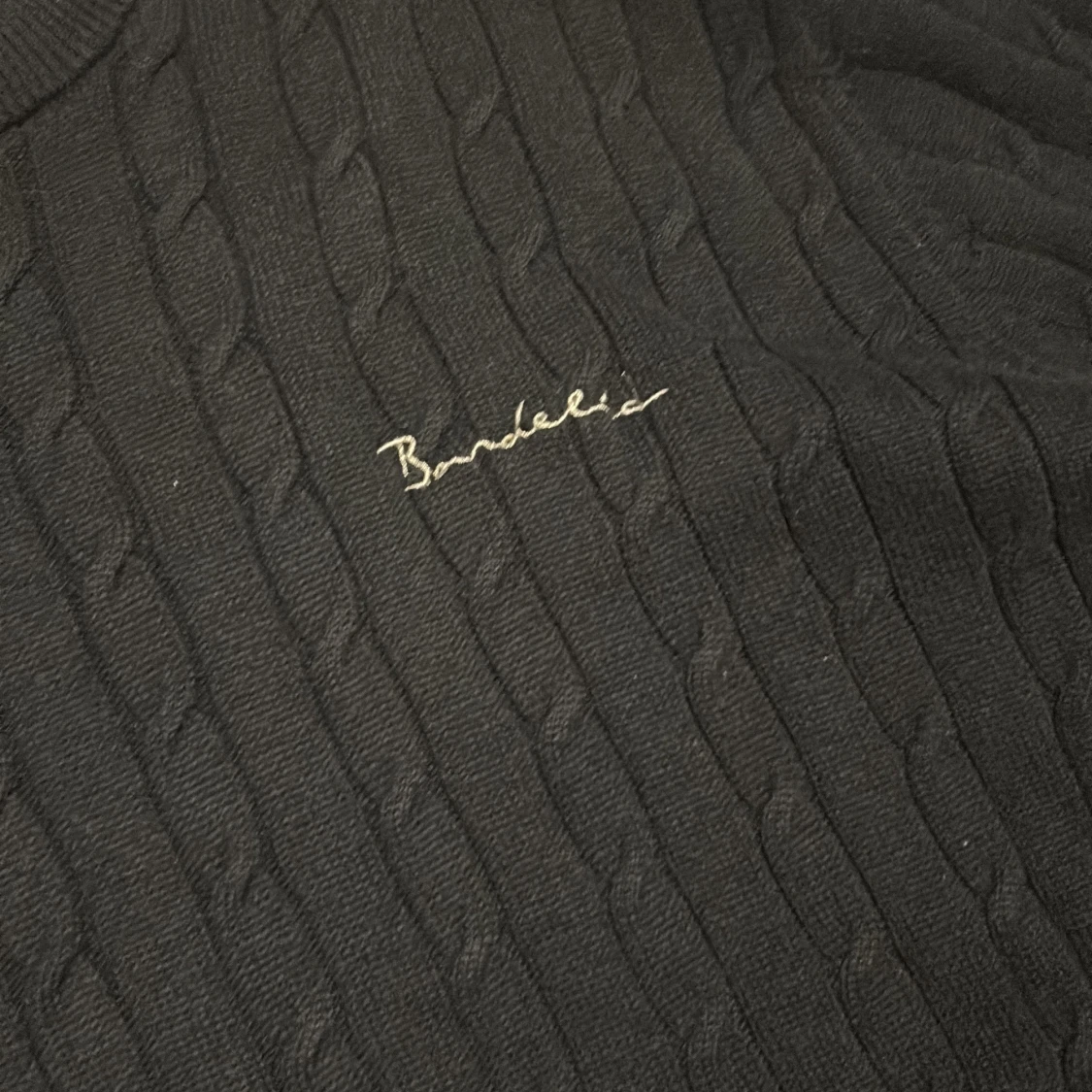 Svart kabelstickad tröja Bondelid storlek L - 1