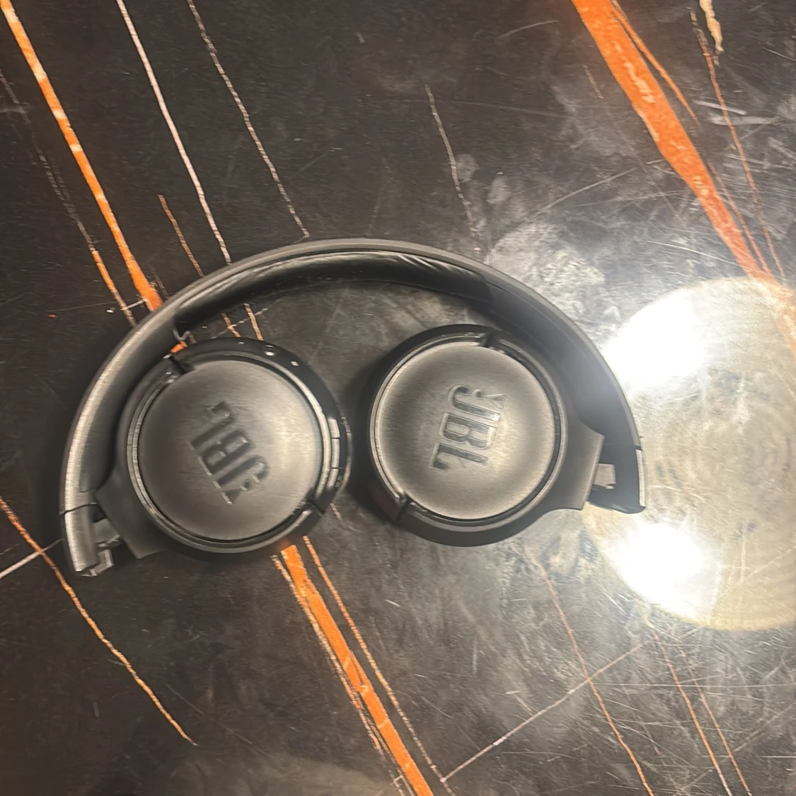 JBL TUNE570BT trådlösa  - 2