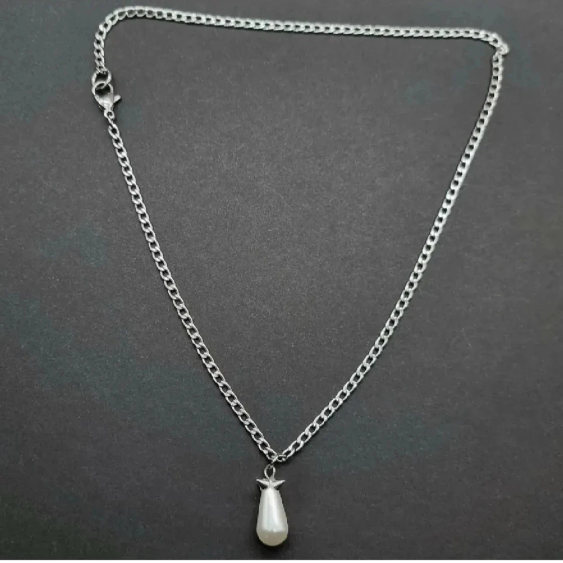 Handgjort halsband  - 2