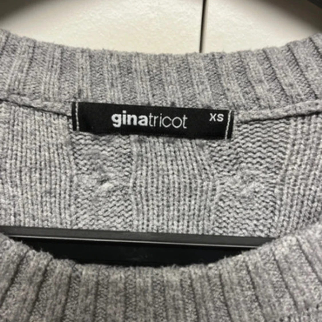 Grå kabelstickad tröja Gina Tricot XS - 2