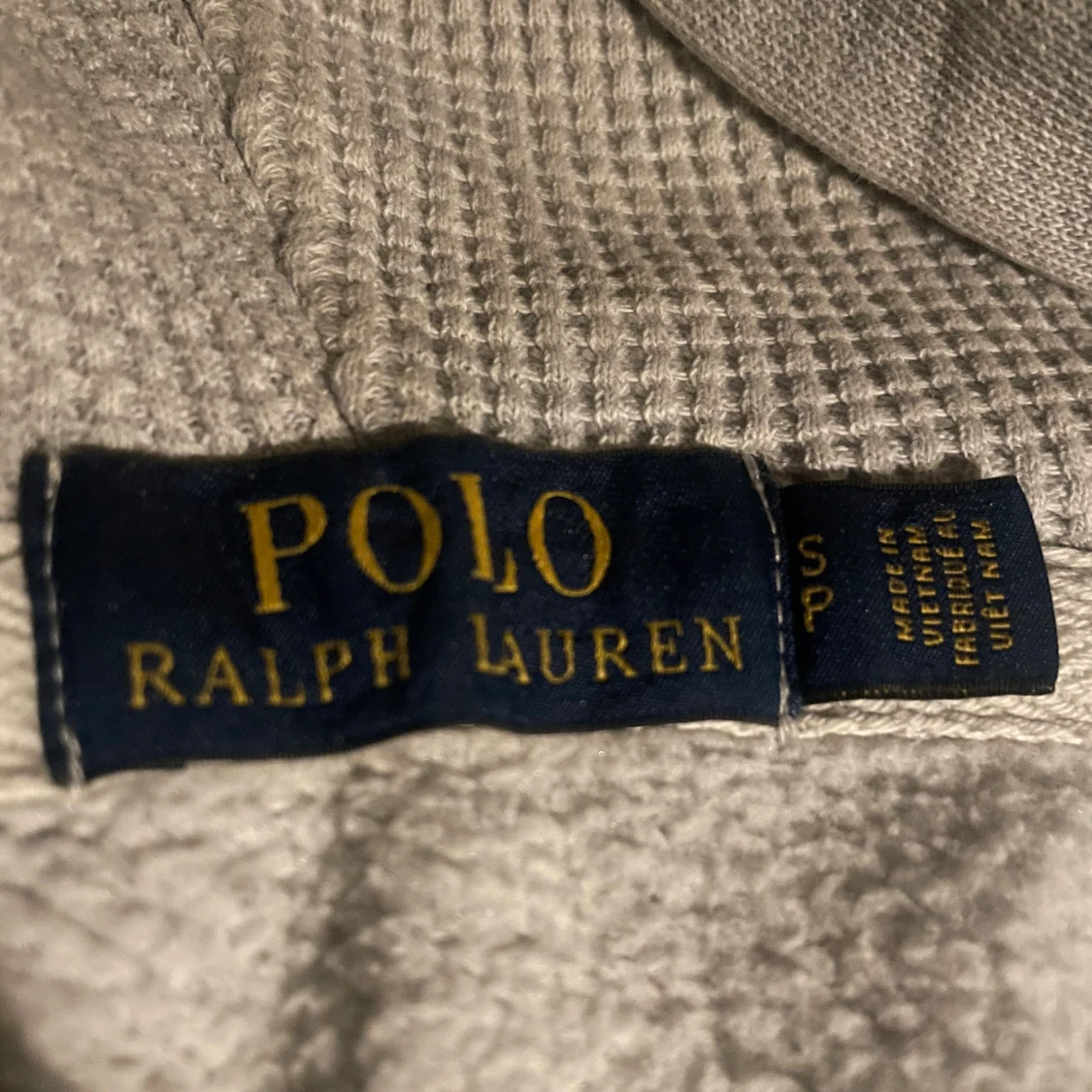 Grå hoodie från Polo Ralph Lauren - 1
