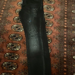 Dsquared jeans - Nya och helt oanvända  Äkta. Skriv innan köpet
