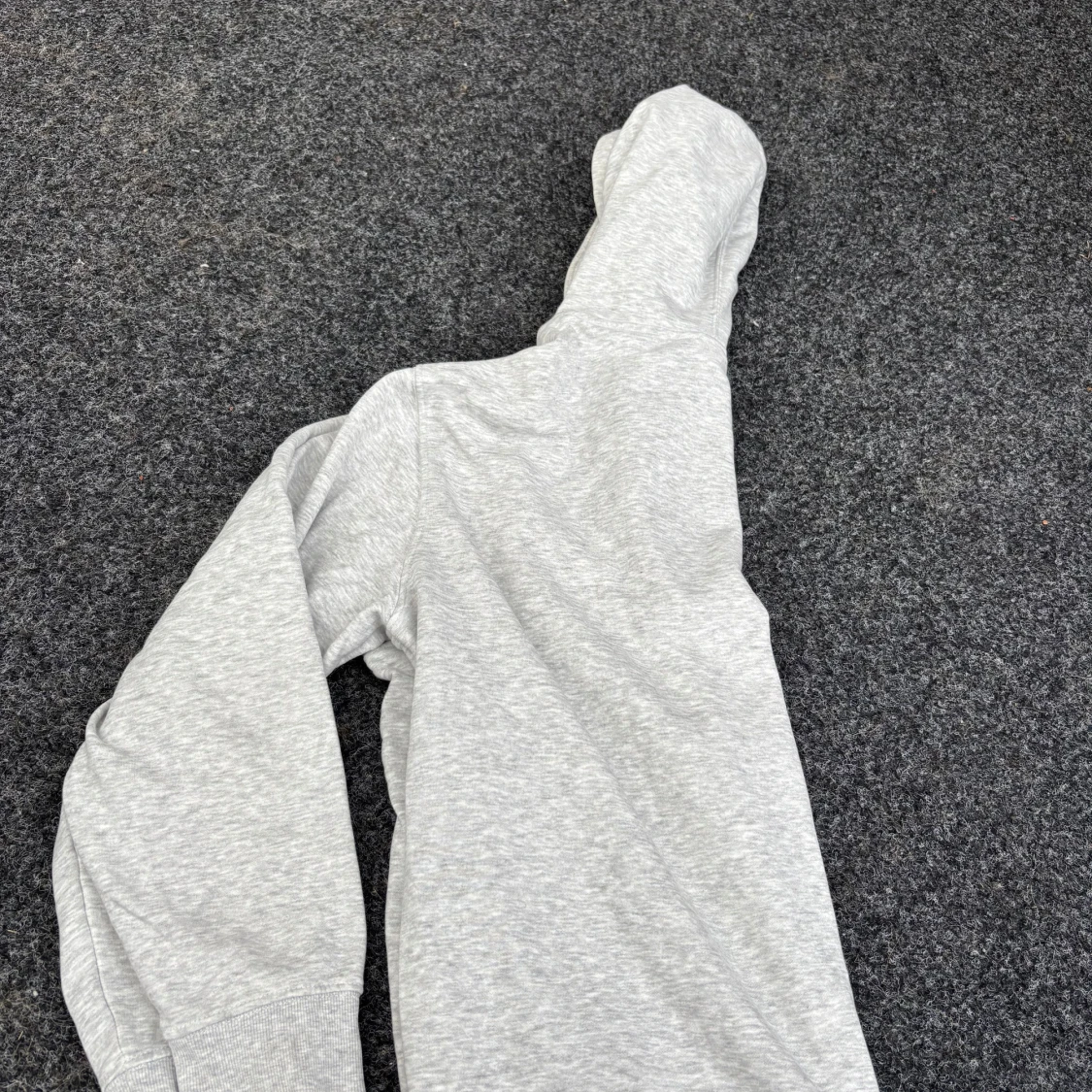 Ljusgrå hoodie från Weekday, M - 2