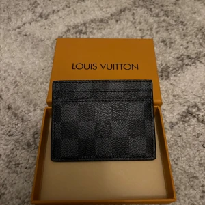 Korthållare - Helt ny. Låda medföljer 