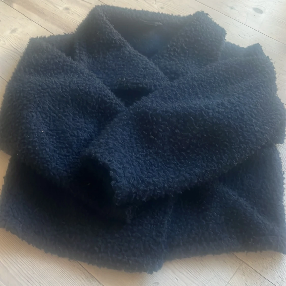 Fluffjacka Gina Tricot INTRESSEKOLL - 91