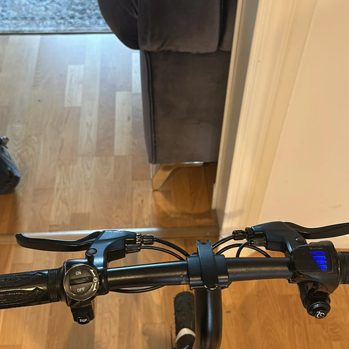 Elcykel (elscooter) - 1