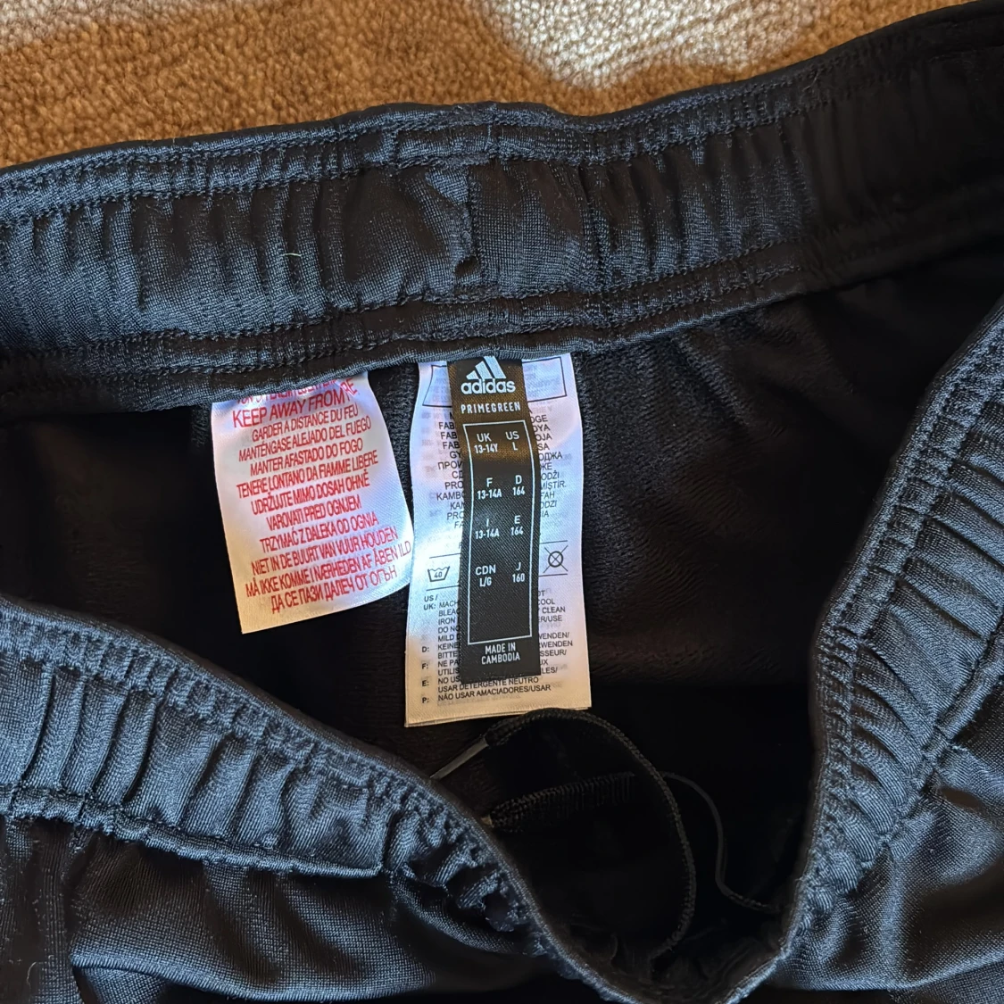 Svarta Adidas träningsbyxor Regular Fit - 4