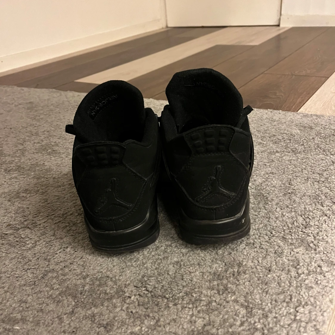 Jordan 4 blackcats - 2