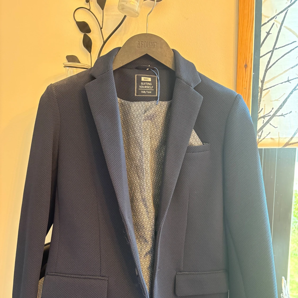 Mörkblå kavaj från WE Suiting Yourself