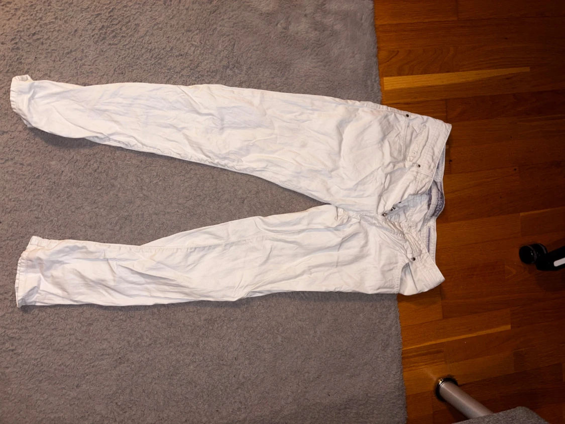 Vita Jacob Cohën byxor, storlek 32 - 6