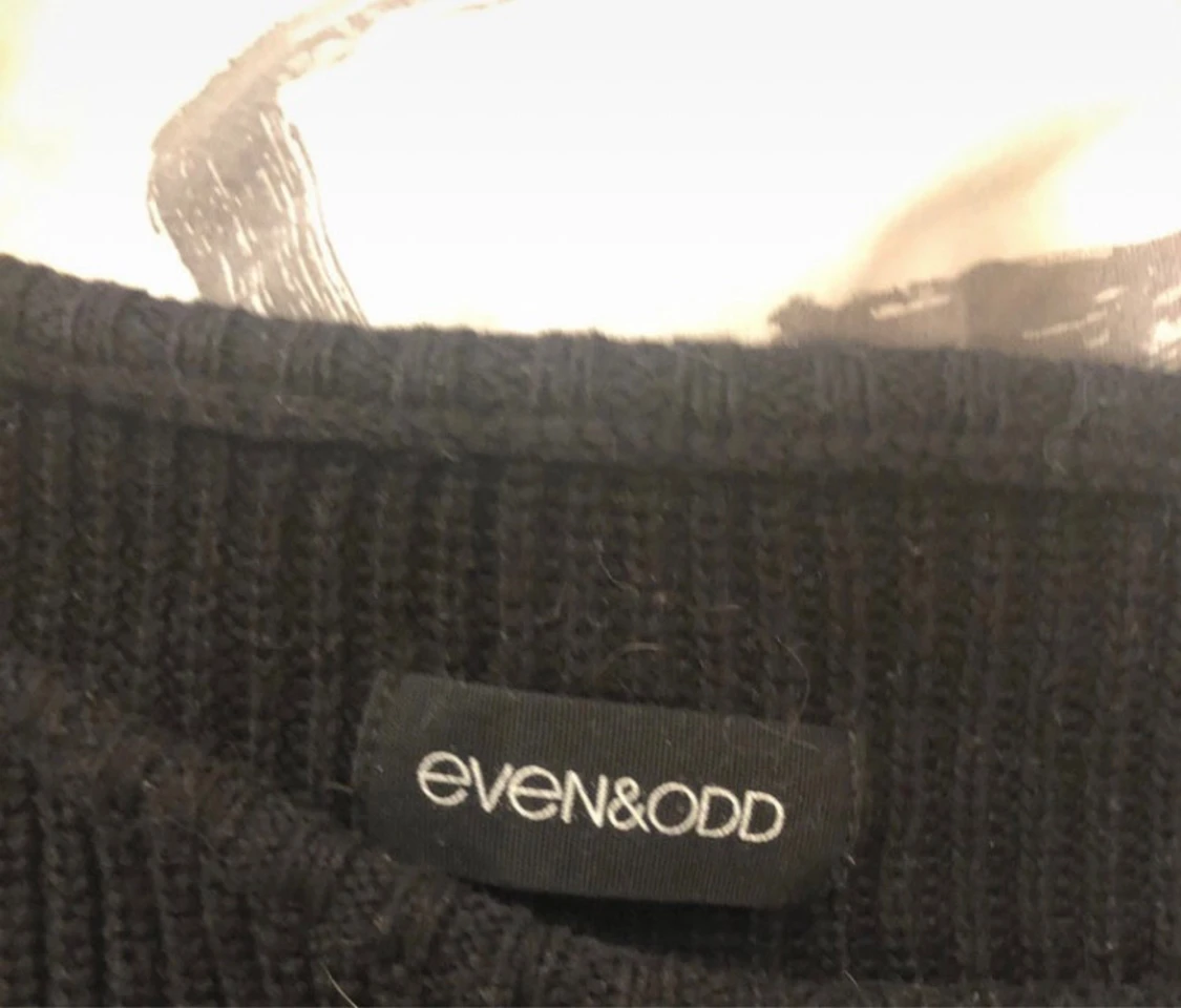 Svart ribbad stickad tröja Even&Odd - 1