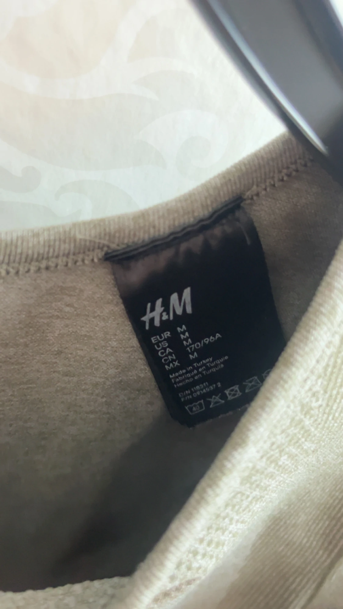 Grå croppad topp från H&M - 2