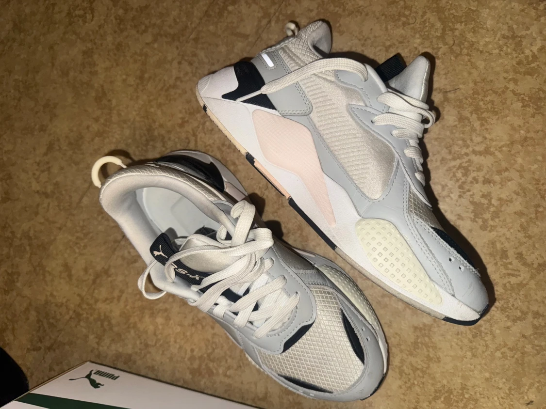 Puma RS-X sneakers i ljusgrå och vit - 2