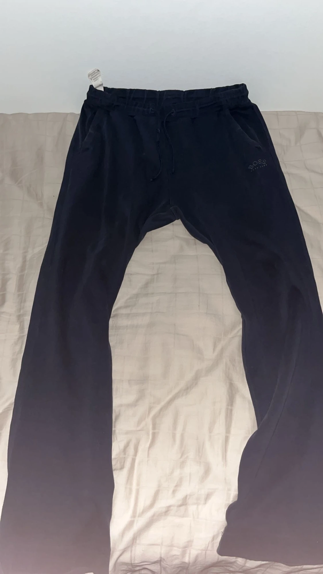 Mörkblå BOSS tracksuit med huva - 1