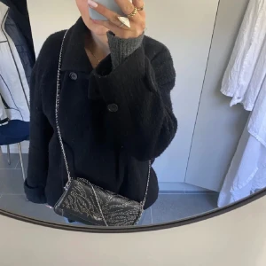 Zadig  - Säljer nu den här sjuuukt snygga Zadig väskan!💕har inte haft länge! Kom privat för mer bilder eller av intresse🎀kan diskutera pris! 