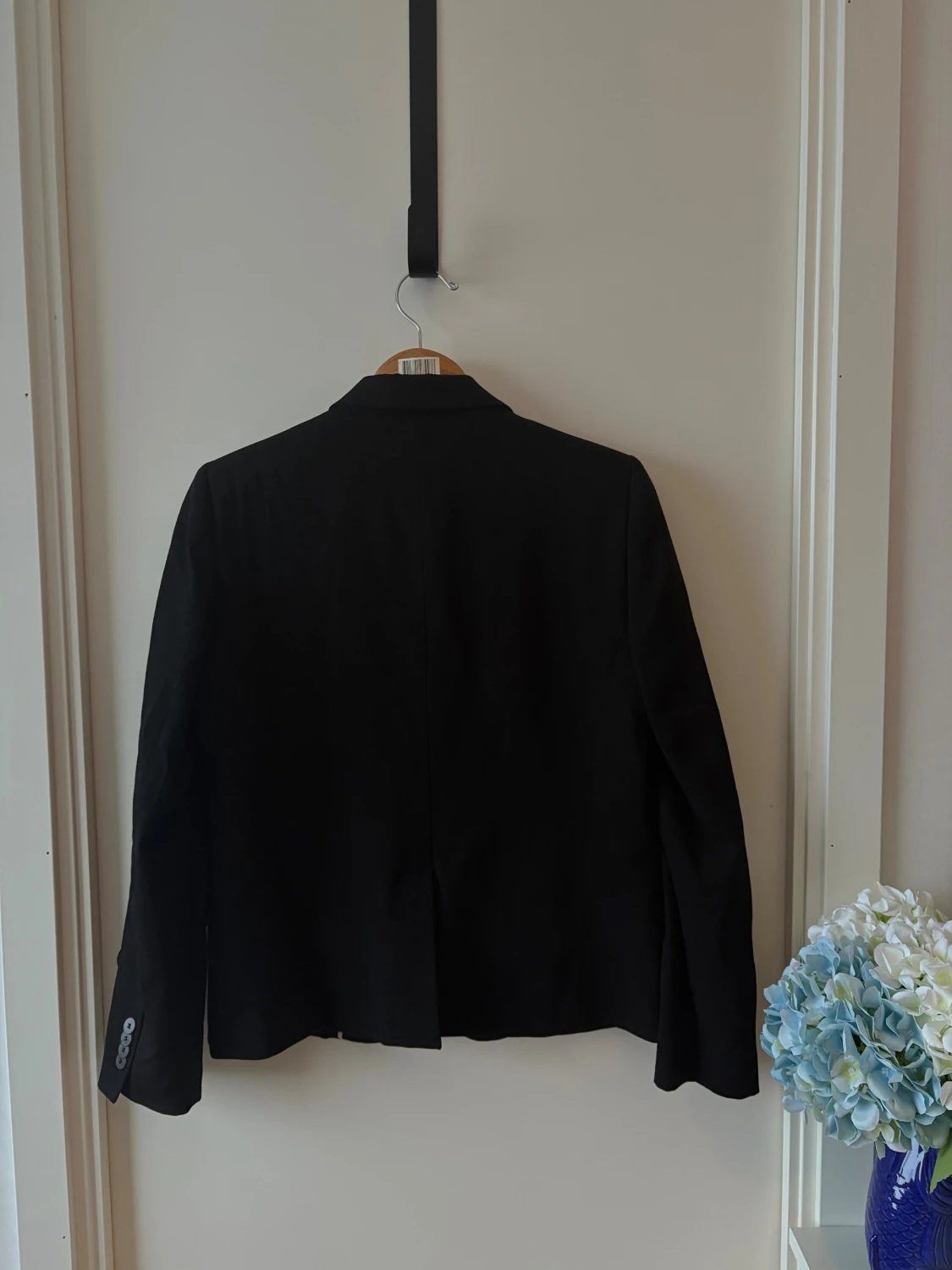 Svart kavaj från Mango Suit, stl 40 - 3