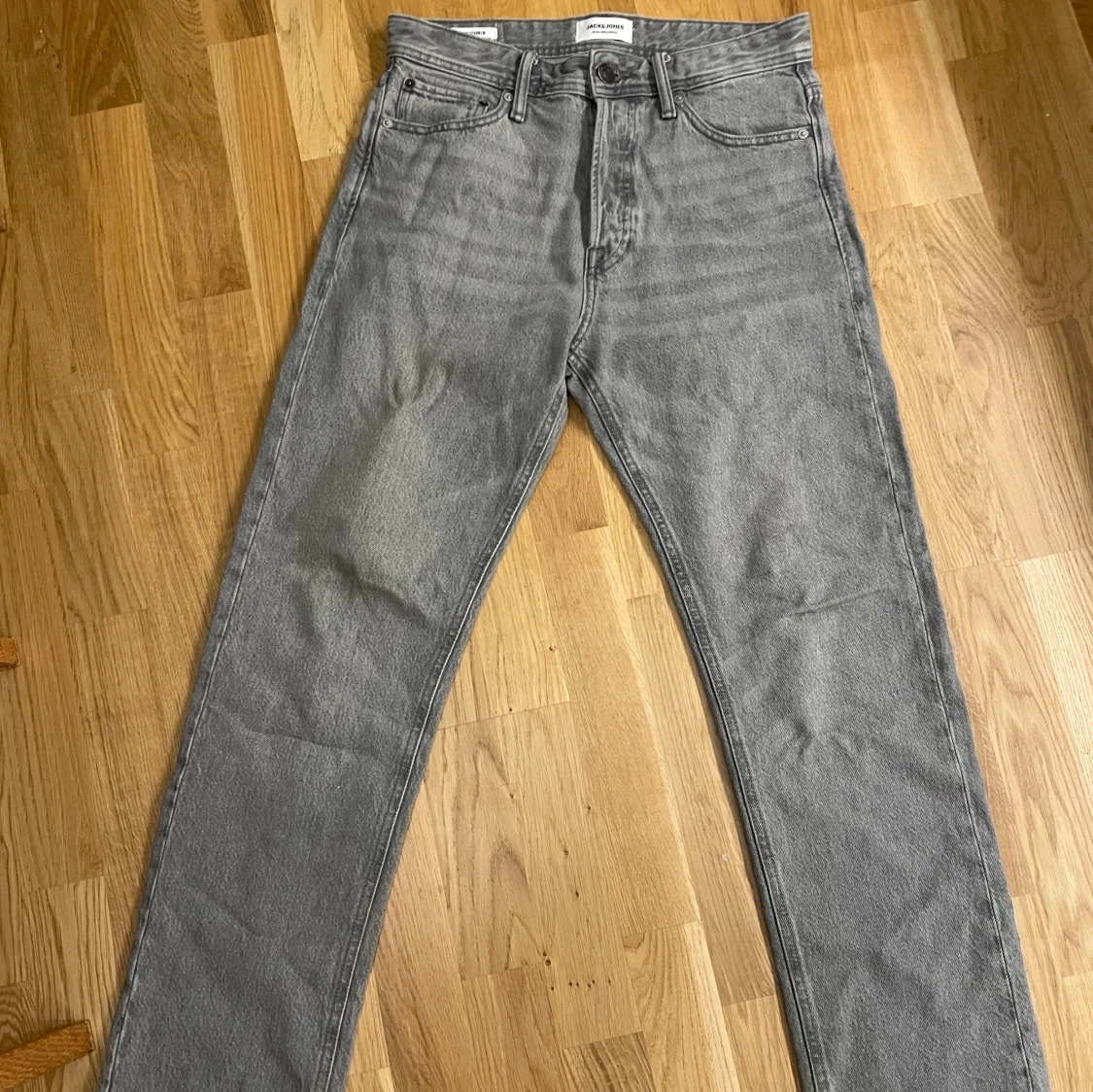 Grå jeans från Jack & Jones