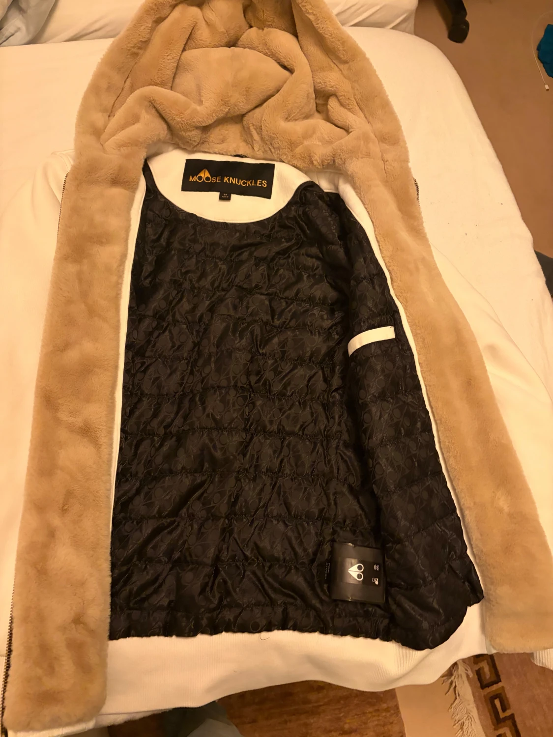 Vit teddyjacka från Moose Knuckles - 6