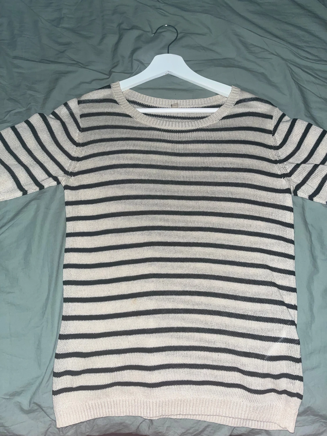 Randig stickad tröja från Soyaconcept