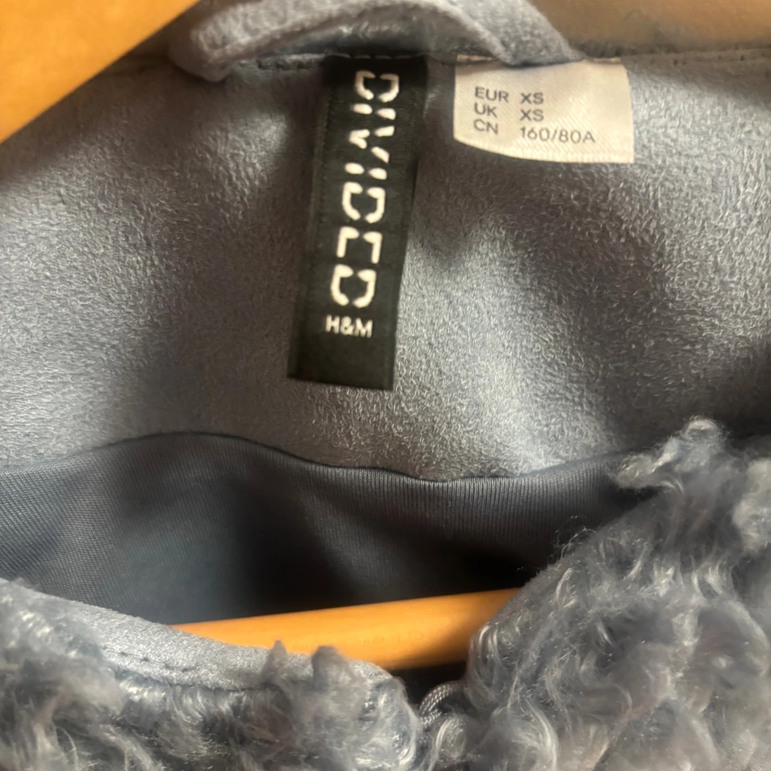 Blå teddyjacka från H&M Divided XS - 1