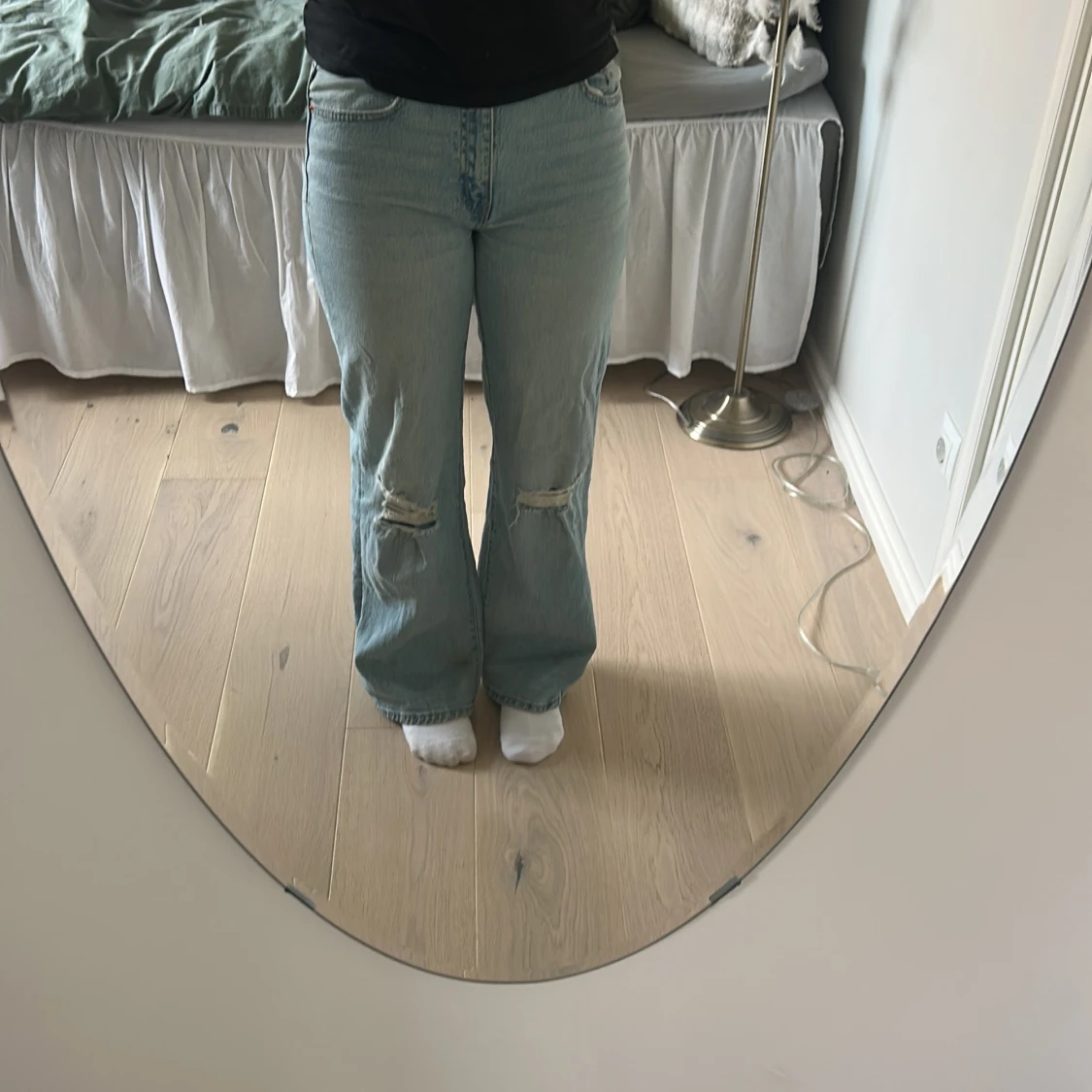 Ljusblå slitna jeans från 157 - 4