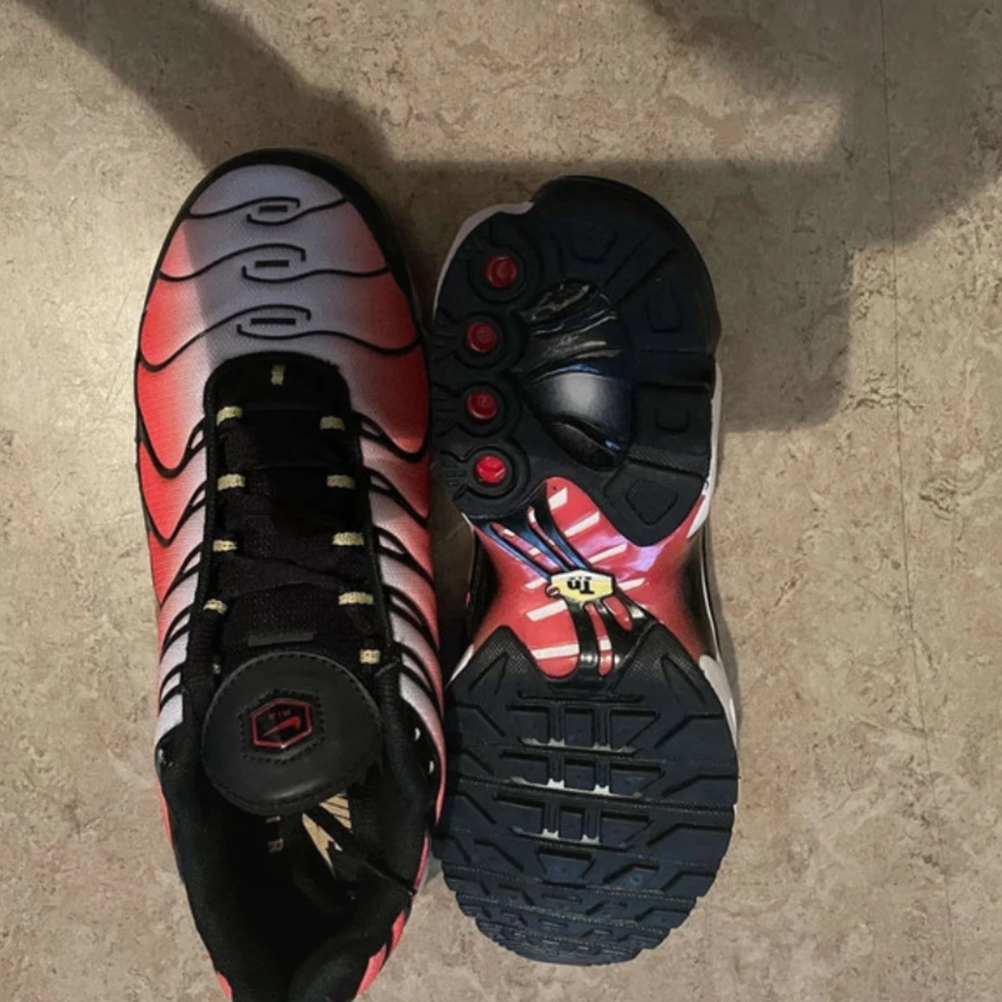 Nike Air Max Plus rosa och svart - 2