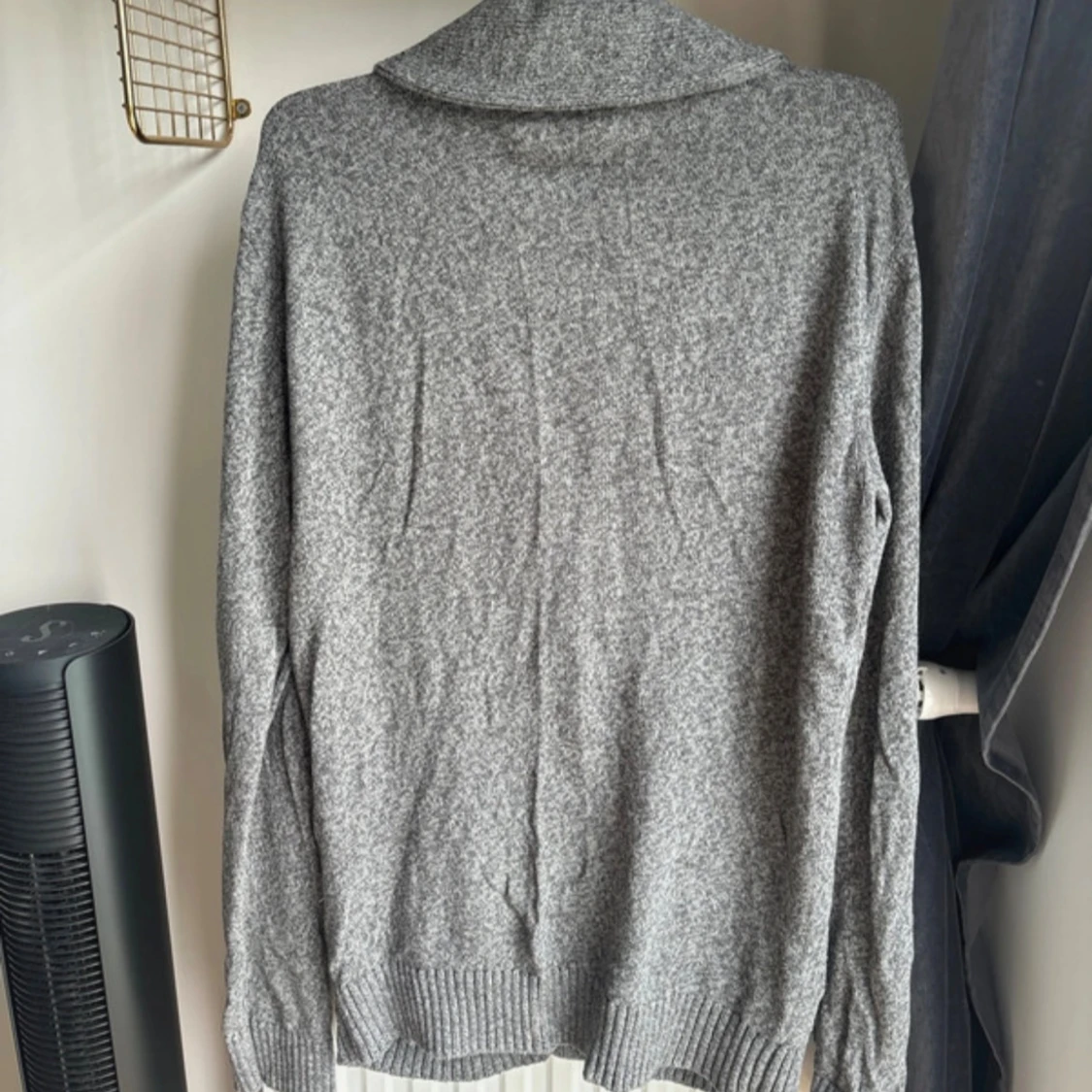 Grå kofta från Abercrombie & Fitch - 1
