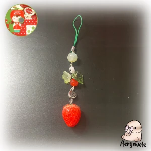 Handgjord keychain - 100% handgjord av mig! Kontakta gärna innan du trycker på köp nu🫶🏻