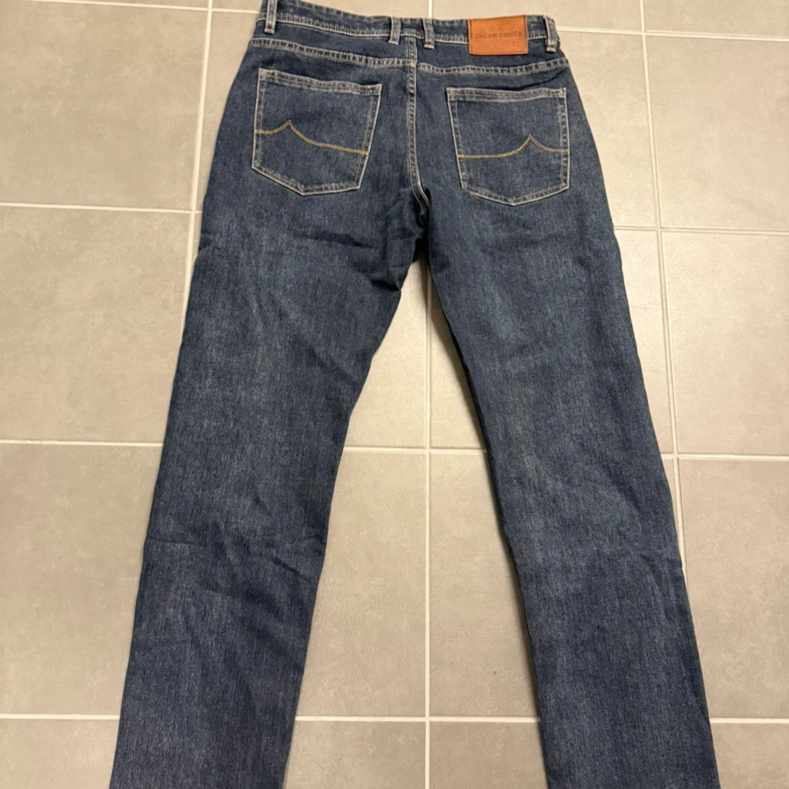 Jacob Cohën mörkblå jeans, stl 32 - 4