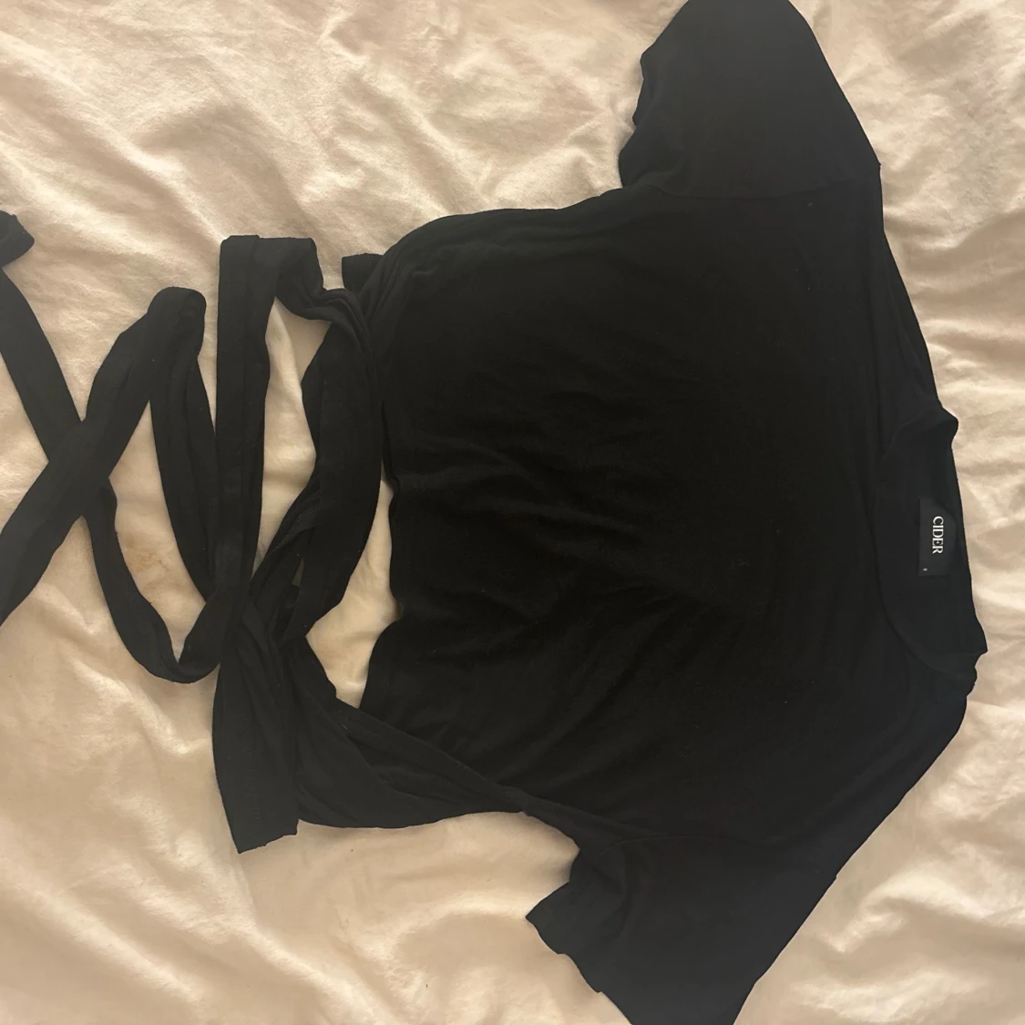 Svart knytt tröja från Cider