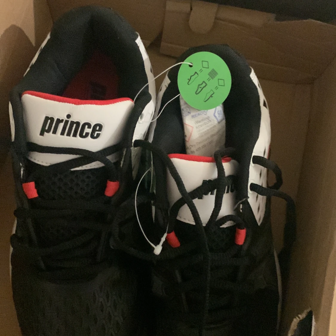 Svarta och vita Prince sneakers - 2