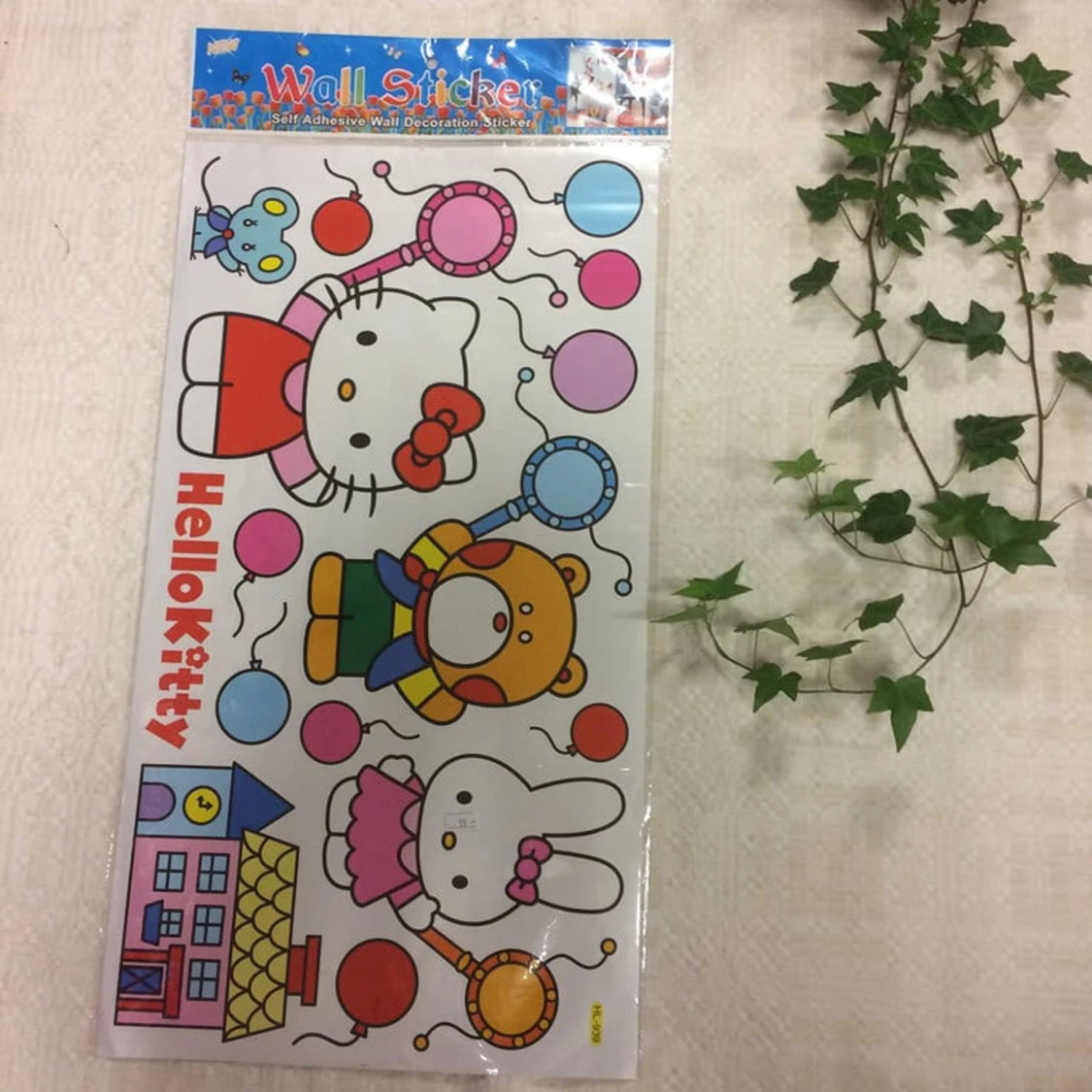 Hello Kitty Wall Sticker
