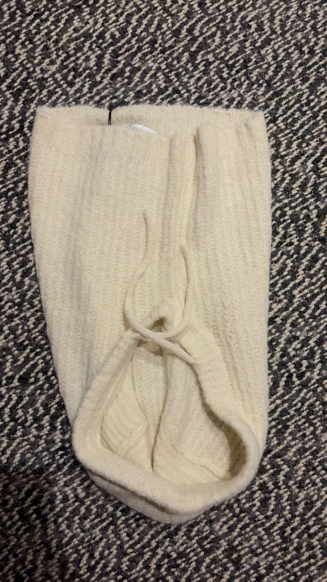 Stickad krämvit huva/balaklava  - 3