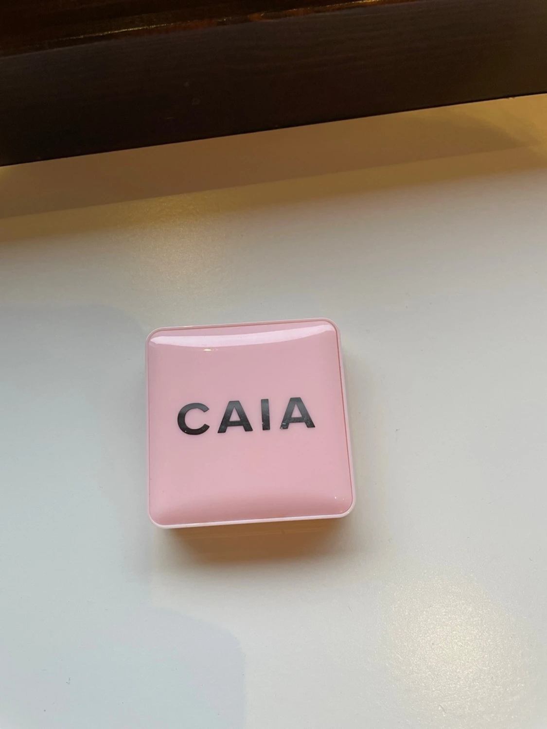 Caia glow bluch i färgen peach sorbet