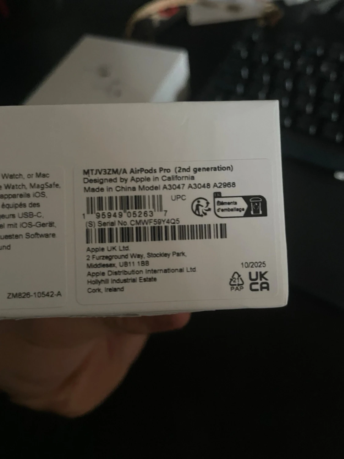 AirPods Pro (2nd generation) with MagSafe Charging Case (USB-C) - 3