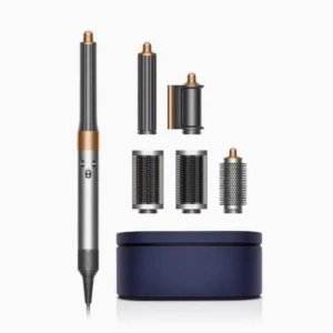 Dyson Airwrap Multistyler  - Angivet pris är priset den säljs för.  Inköpt 2024. Säljes pga används ej. Nyskick. Använd ett fåtal gånger endast rundborsten. Köpt för 6190 SEK från Dysons hemsida. Kvitto, giltig garanti och orderbekräftelse finns.   Hämtas i Hornstull, eller skickas. 