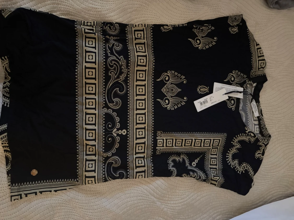 Svart blus från Versace NWT